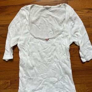 Doen white pointelle t shirt